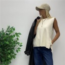 gilet con scollo tondo e spacchi laterali nives